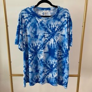 NWT Capella Tie Dye t-shirt
